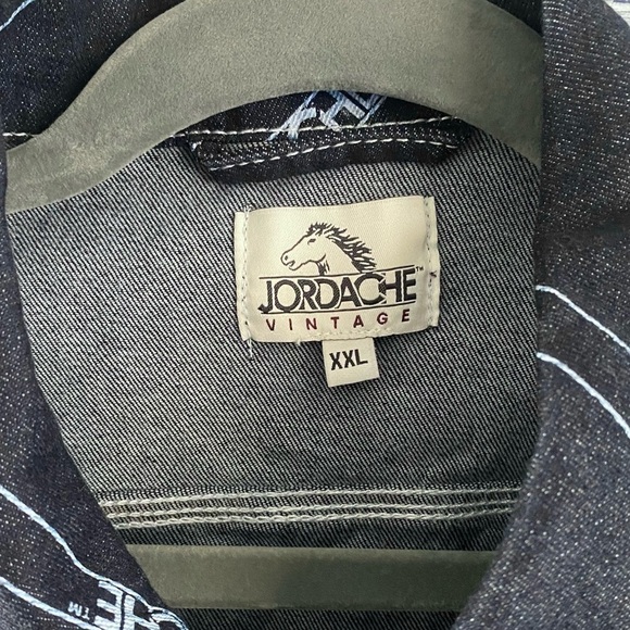 Jordache RINSE DIAGONAL LOGO PRINT SHRUNKEN JACKET - Picture 9 of 14